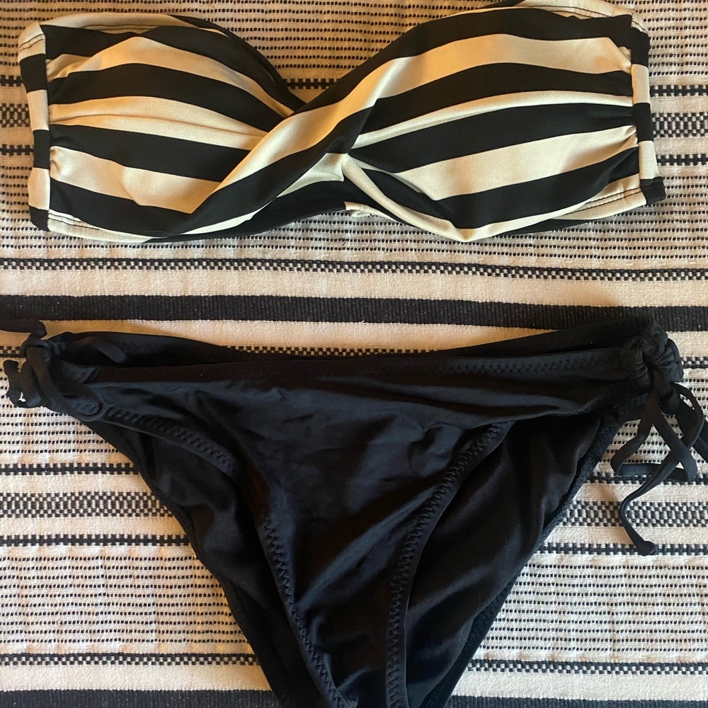 Bathing suit